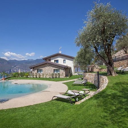 Villa Divina - Apt Icona Con Piscina E Vista Lago Castelletto Di Brenzone Exteriör bild